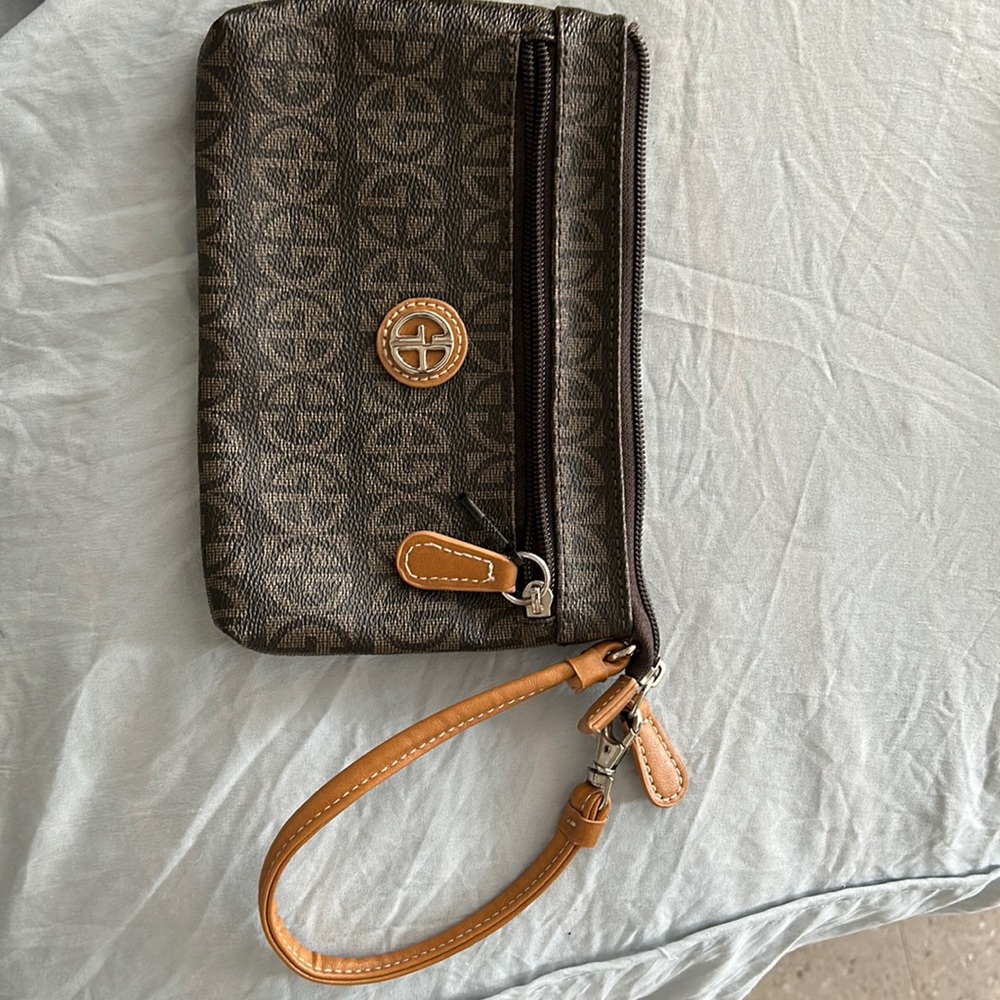 Clutch new beautiful